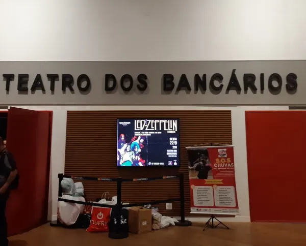 Teatro dos Bancários