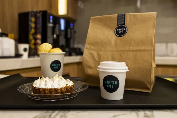 Manhattan Café