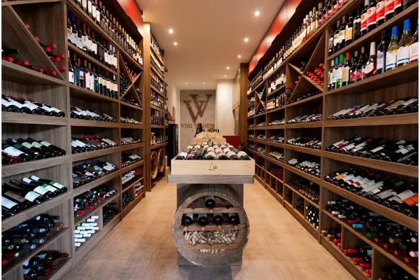 Vini Vinhos