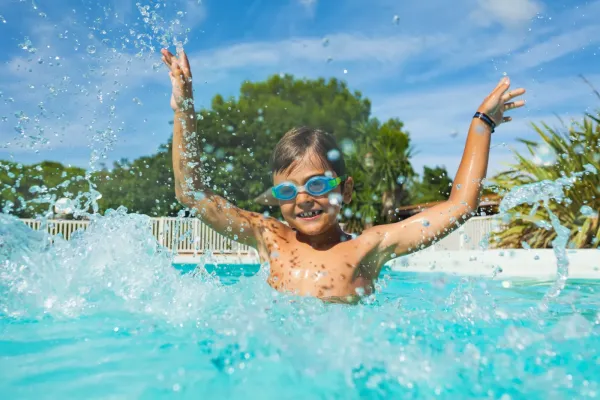 Diversão na piscina