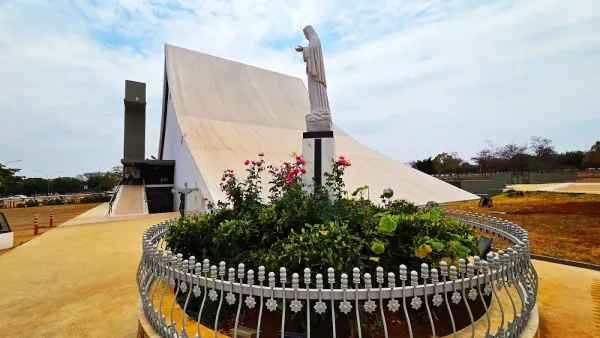 Catedral Militar Rainha da Paz