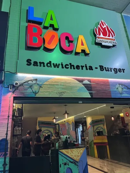 La Boca Sandwicheria e Hambúrguer