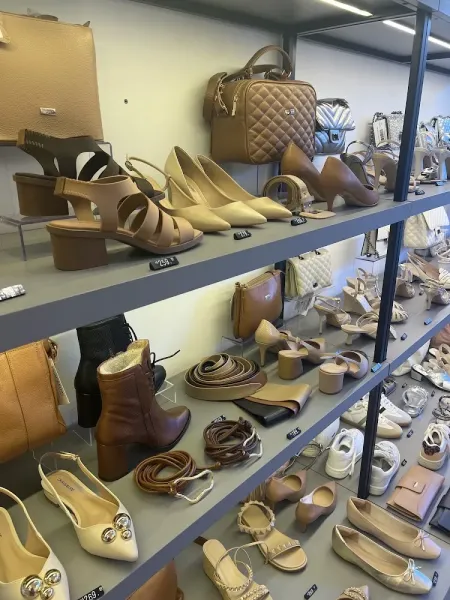 CHAUSSURE