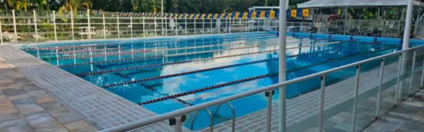Piscina do clube