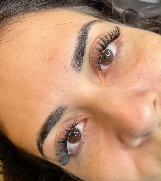 extensão de cílios, lash, Cherie Lash Designer em Brasília