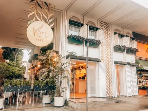 Vert Café