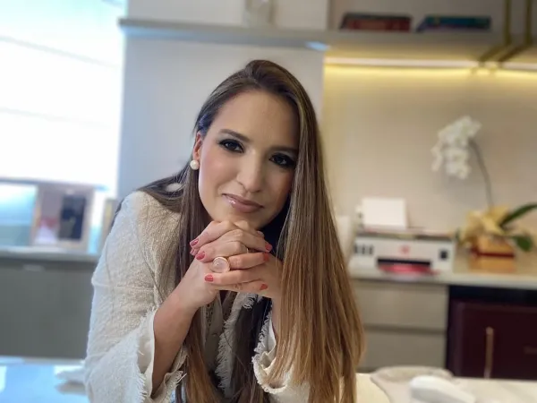 Dra. Manoela Porto
